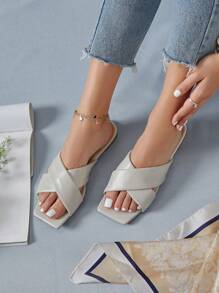 SHUZIA Women Criss Cross Slide Sandals, Elegant Flat Sandals - White - View 4
