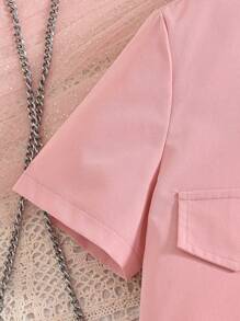 Conjunto de tres piezas para niña preadolescente con camisa de mangas cortas y chaleco y falda plisada de unicolor con botón de un solo pecho - Rosa - Ver 4