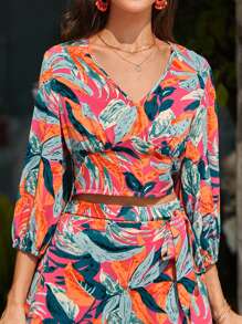 SHEIN VCAY Vacation Plants Printed Cropped Shirt