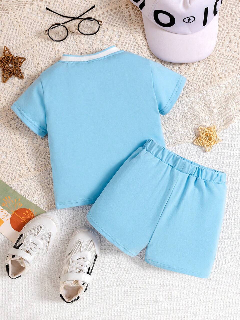 2pcs/Set Baby Boy Casual Sports Simple Daily Letter Printed V-Neck Top And Shorts, All-Match Outfit