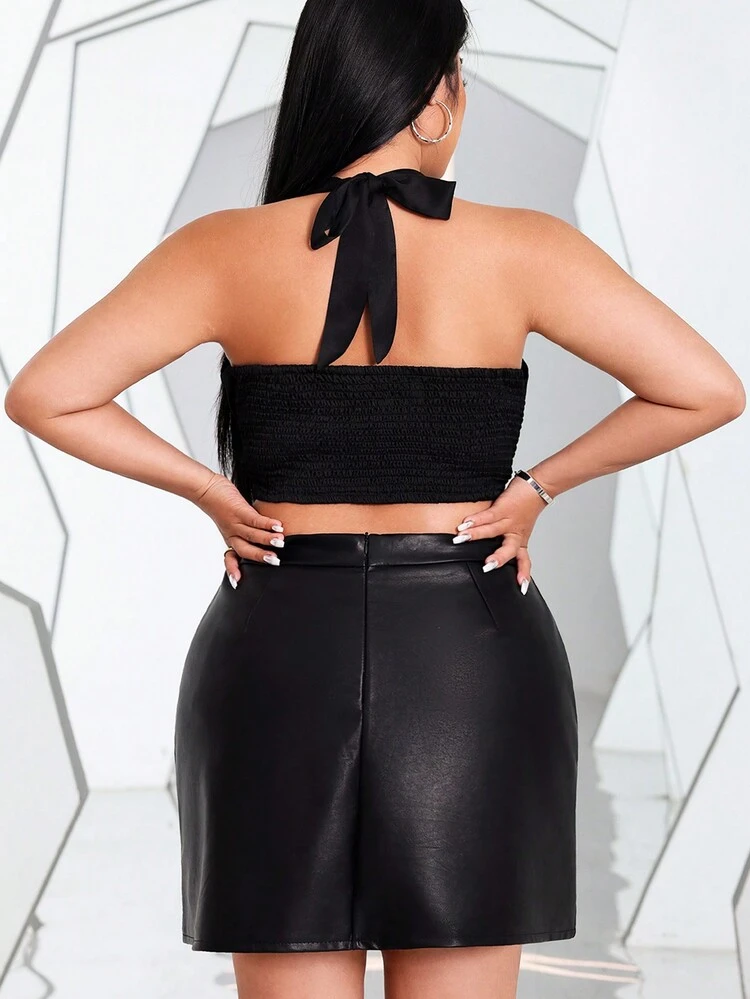 Plus Size Solid Color V-Neck Halter Cropped Tank Top