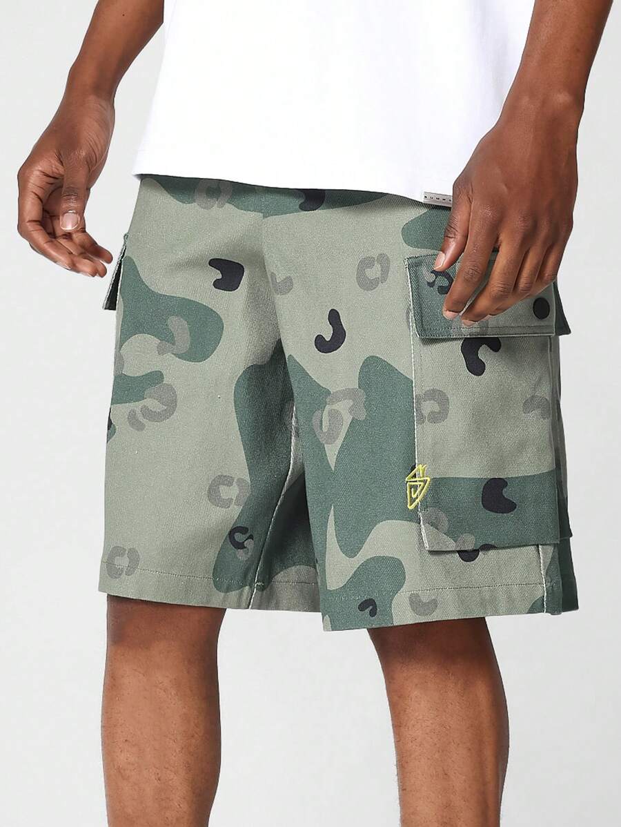 SUMWON Camouflage Printed Cargo Short - Army Green - View 1