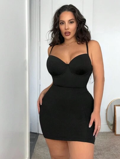SHEIN SXY Plus Size Women's Solid Color Sleeveless Bodysuit