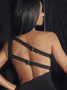 SHEIN BAE Vestido negro de un hombro, ajustado, con detalles de metal hebilla, escote asimétrico y espalda descubierta de punto calado, vestido casual de verano todo a juego para dama