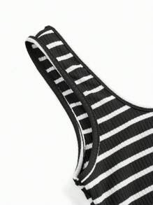 Modmama Jonge casual bodycon zwangerschapsjurk met brede bandjes en ronde hals