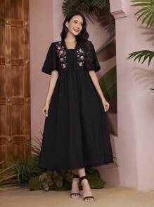 Al Najma 女士花卉刺繡飄蕩袖洋裝 - 黑色 - 查看 10