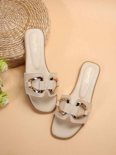 全新女用防滑室內室外沙灘一腳蹬平底涼鞋附金屬裝飾扣