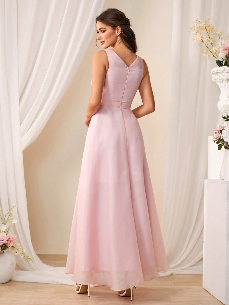 Elegant And Romantic V-Neck Bridesmaid Dress