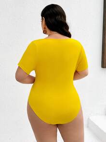 SHEIN CURVE+ 大尺碼女士純色圓領短袖連身衣 - 黃色 - 查看 2