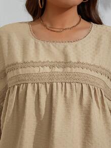 SHEIN LUNE 大尺寸紋理面料拼接蕾絲邊緣絲帶休閒襯衫