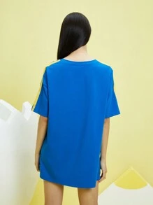 Gudetama X SHEIN 夏季卡通和字母圖形對比條紋側顛TEE連衣裙 - 寶藍色 - 查看 2