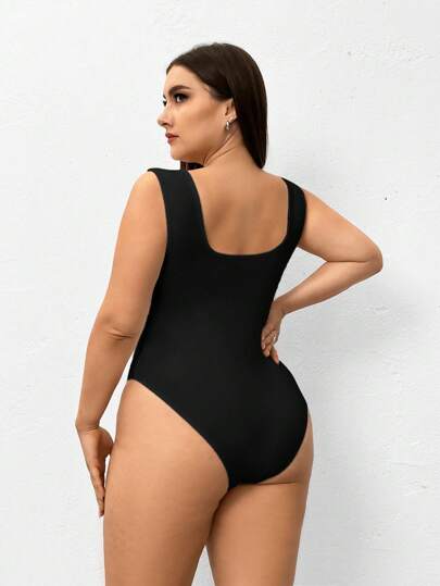 SHEIN Essnce Plus Size Women's New Summer Fashion Casual 2pcs/Set Plus Size Solid Color Tank Bodysuit