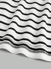 Modmama Maternity Casual Flounce Hem T-Shirt Set - Multicolor - View 14