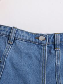 SHEIN 年輕女孩的多口袋水洗牛仔短褲,休閒時尚