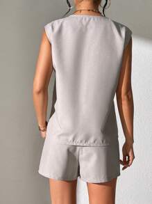 SHEIN LUNE Ensemble De Jupe Et De Haut Sans Manches, Style De Vêtement De Travail Pour Femmes À Bouton Unique - Gris pâle - Voir 2