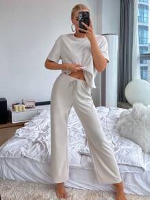 Bộ đồ mặc nhà gồm áo xẻ tà và quần buộc eo - Màu be - Xem 4