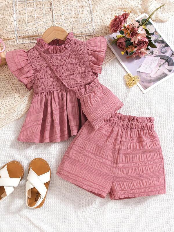 SHEIN X JIMENA & MATEO Young Girl's Pleated Knit Top & Loose Shorts Two Pieces Set With Crossbody Bag