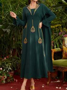 Divindia Women's Floral Embroidery Bell Sleeve Dress - Green - View 4