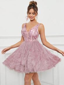 SHEIN Belle Elegante y espectacular vestido corto de tul con cuello en V de mujer con cuentas, encaje elástico y aplicaciones de lentejuelas, tela especial con diseño en línea A, adecuado para fiestas, bodas, vacaciones y ocasiones especiales como cumpleaños, graduación, baile de bienvenida o cóctel - Rosa - Ver 1