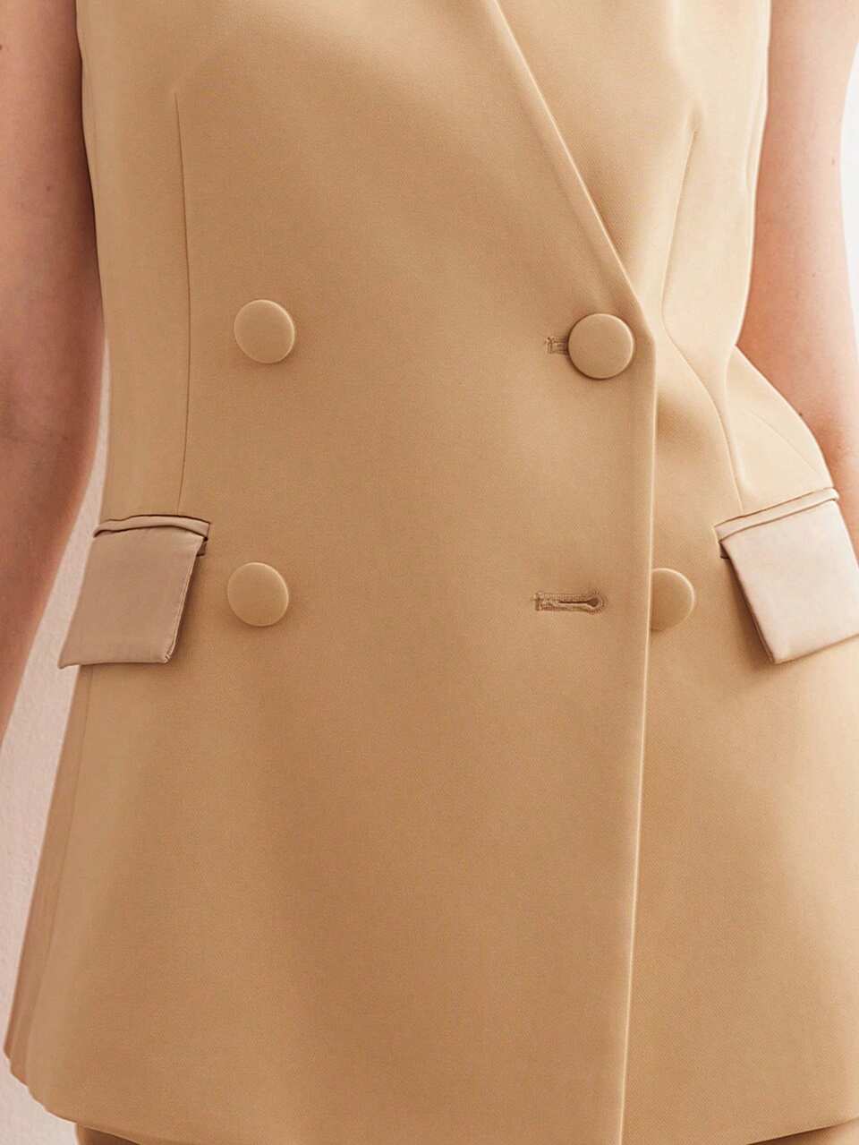 MOTF SOLID DOUBLE BREASTED PLACKET WAISTCOAT