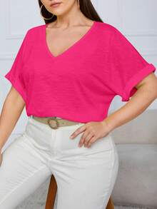 SHEIN Essnce Plus Size Solid Color V-Neck Loose Short Sleeve T-Shirt - Pink - View 3