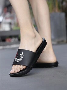 Men's Casual Simple Black Summer Slippers With Open Toe & Cartoon Laughing Face Print Colorblock Eva Fashion Slippers - Black - View 3