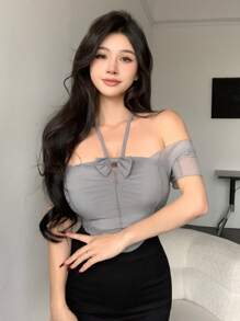 DAZY 2合1拼接網格掛脖短版T恤女款，露肩上衣，露肩外出上衣 - 灰色 - 查看 1