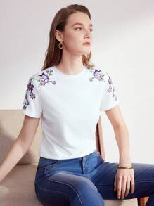 MOTF PREMIUM EMBROIDERY BUTTERFLY AND FLORAL PATTERN TEE,GRAPHIC TEE - White - View 10