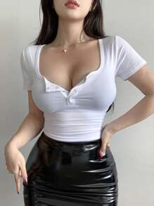 DAZY Fitted Short Sleeve Women's T-Shirt With Cropped Length, Large Round Neck And Half Placket Sexy Top