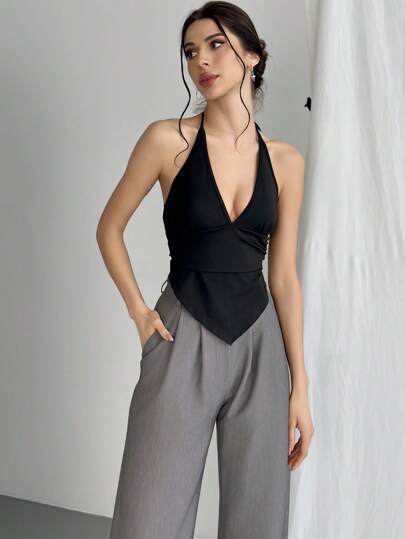 Firerie Camiseta sin mangas negra de mujer con cuello de halter de escote profundo en V y cintura ceñida, estilo callejero moderno