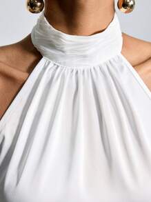 BizChic Camiseta de tirantes de cuello halter de unicolor para mujer, adecuada para el transporte urbano, la oficina, el estilo casual de negocios, fiestas y reuniones, top básico - Blanco - Ver 7
