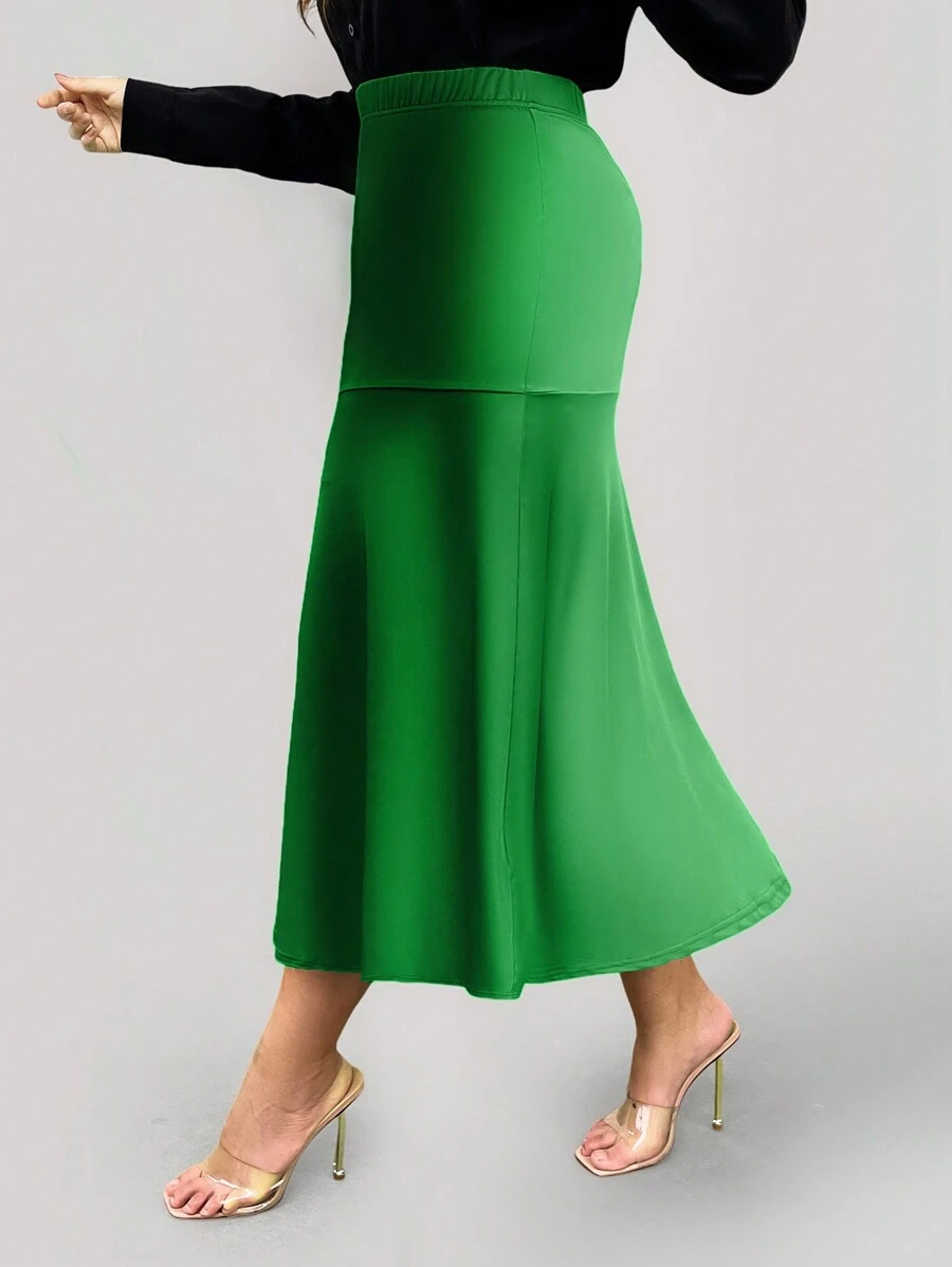 SHEIN Clasi Plus Solid Mermaid Hem Skirt - Green - View 1