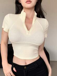 DAZY Của phụ nữ Màu thuần Đồ đan Ribbed Đứng cổ áo Ngắn tay Quần skinny Thon gọn Áo thun - Màu be - Xem 6