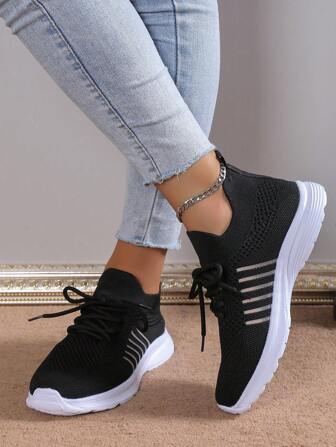 24 piezas Nuevos tenis de malla ligera y hueca para mujer para correr en carretera y ocasiones de yoga