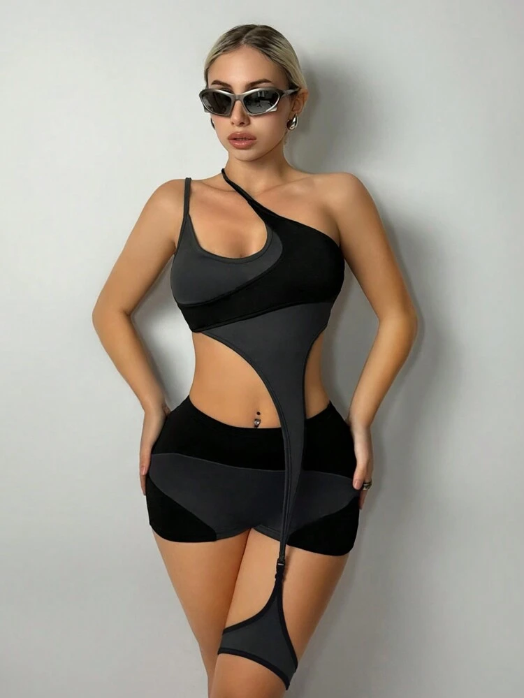 Y2k Color-Block Asymmetric Two-Piece Outfit With A Crop Top And Low Waist Shorts, Slim Fit