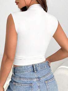 SHEIN EZwear Camiseta sin mangas de mujer de punto de unicolor con cuello alto para el verano