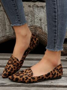 Plus Size Women's Pointed Toe Lightweight Non-Slip Suede Patchwork Flat Shoes, Spring/Autumn