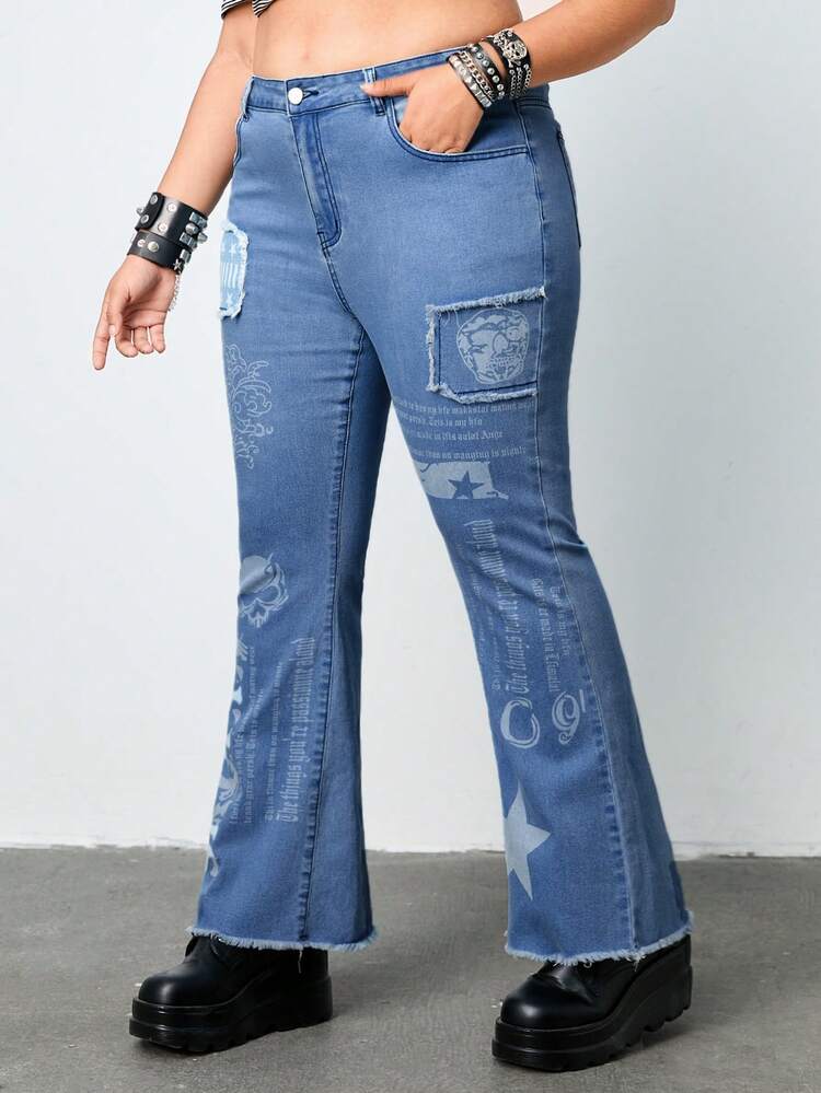 ROMWE Grunge Punk Plus Size Skull, Stars, Slogan Printed Flare Jeans - Light Wash - View 3
