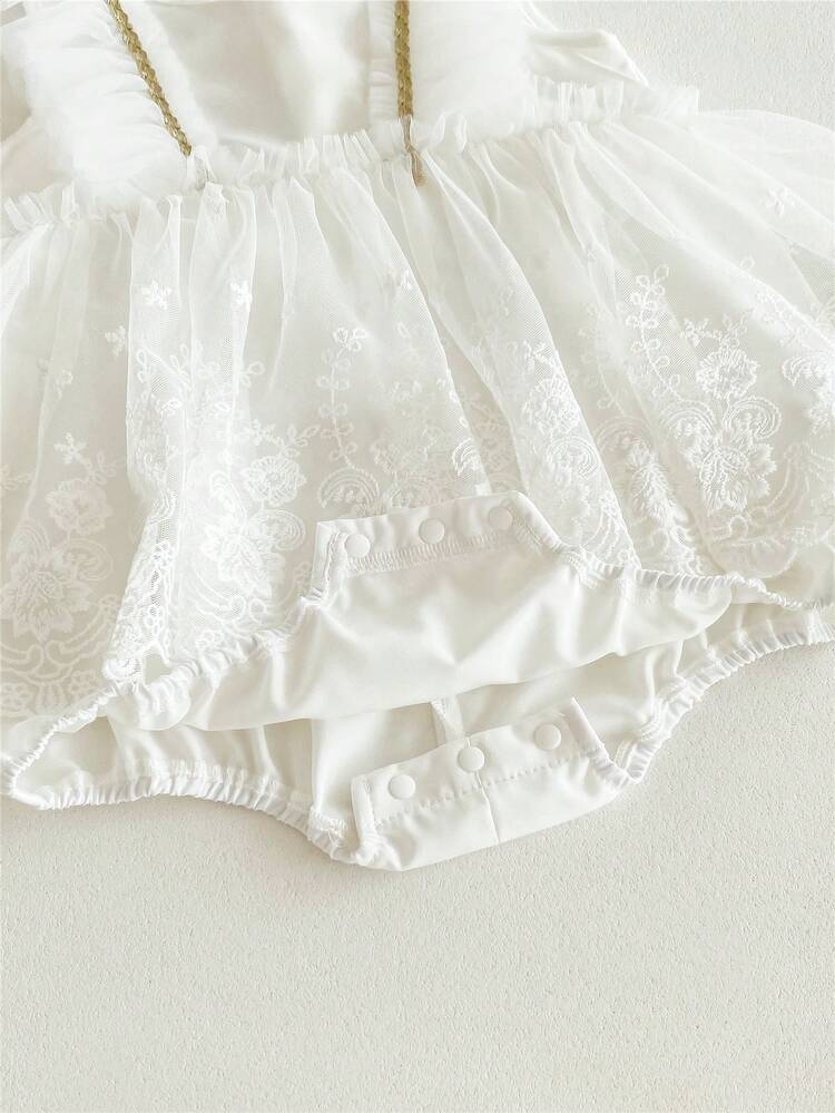 Baby Girl White Lace Spliced Waist Cinched Bodysuit