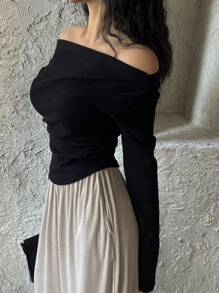 DAZY 露肩修身褶饰长袖T恤，秋季女装 - 黑色 - 查看 8