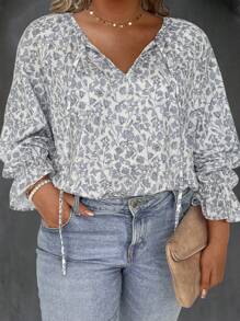 SHEIN LUNE 大碼印花繫帶領荷葉袖襯衫 - 彩色 - 查看 1