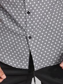 Manfinity Homme Geometric Print Buttoned Short Sleeve Shirt Slim Fit Button Up Graphic Plaid Regular Shirts Husband - Dark Grey - View 4