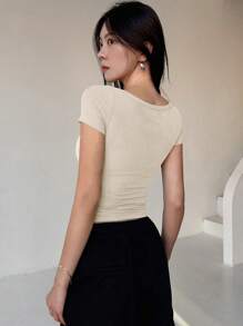 DAZY Women's Solid Color Ribbed Knit Cropped T-Shirt