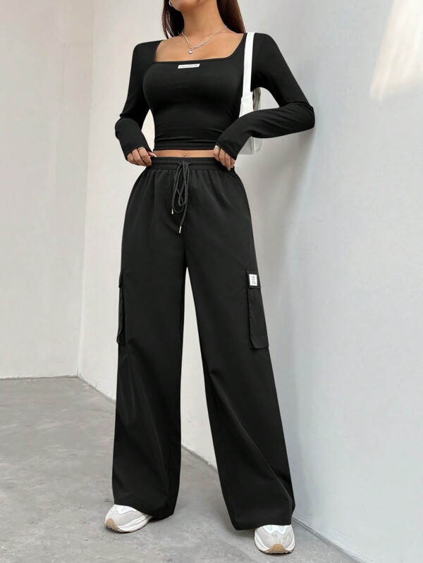 SHEIN EZwear 修身字母拼接方領T恤和貨物長褲
