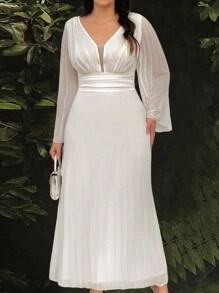 SHEIN Belle 大碼深V領荷葉袖百褶雪紡洋裝 - 白色 - 查看 4