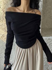 DAZY 露肩修身褶饰长袖T恤，秋季女装 - 黑色 - 查看 2