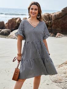 EMERY ROSE 夏季加大尺碼女裝格紋v領荷葉邊媽寶裝連衣裙 - 黑與白 - 查看 1