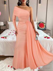 AIJ Amarilo Elegant Asymmetrical Shoulder Long Sleeve Dress - View 3