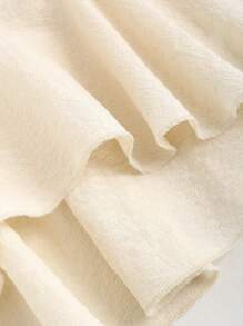 Sweetra 纯色抽绳下摆荷叶边装饰衬衫，搭配心形领口 Y2K 服装