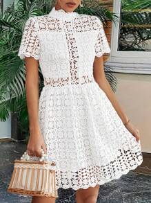 SHEIN Privé Vestido De Patinadora Con Huecos De Color Sólido, Con Corset De Cintura Y Cuello De Pie - Blanco - Ver 1